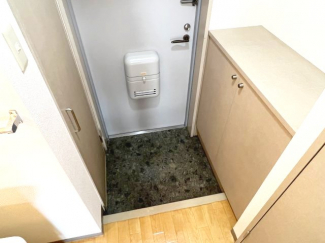 【玄関】