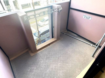 【バルコニー】