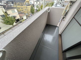 【バルコニー】