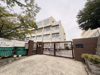 神陵台中学校まで約ｍ