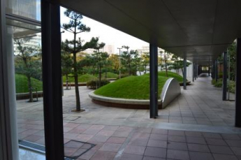 エントランス周辺