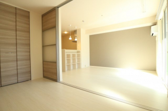 【居間・リビング】