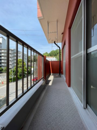 【バルコニー】