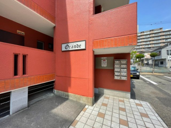 【エントランス】