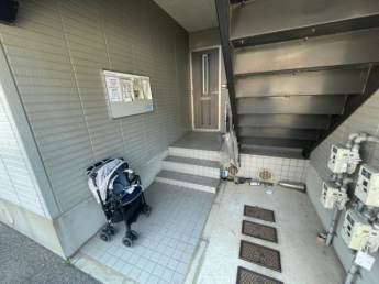 【エントランス】