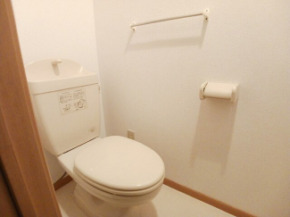 シンプルで使いやすいトイレです
