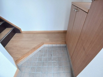 ゆったりとした玄関です