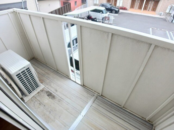 広々としたバルコニーです