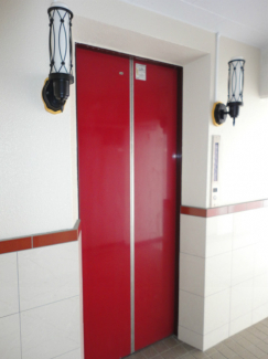 エレベーター付きなので荷物がラクラク運べます☆