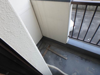 【バルコニー】