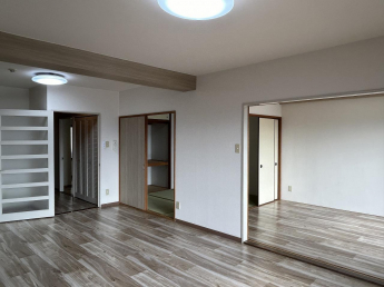 【居間・リビング】