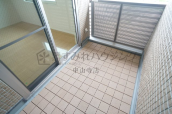 【バルコニー】