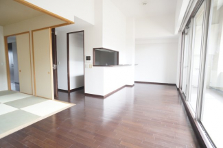 【居間・リビング】