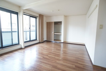 【居間・リビング】