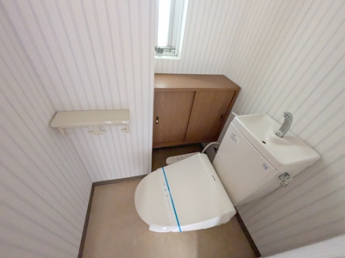 温水洗浄便座が付いてます☆