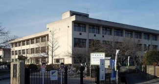 平田小学校まで570m
