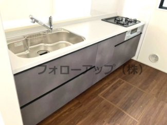 コンパクトなキッチンで掃除もラクラク