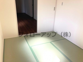 柔らかい畳が心地よい和室