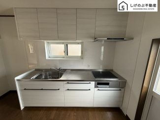 キッチンは大容量の収納スペースが確保されたつくりになっています。