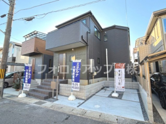 前面道路含む現地写真です