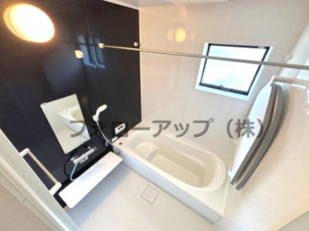 日々の疲れを癒すお風呂付です