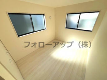 きれいな洋室です