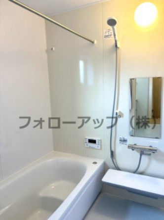 コンパクトで使いやすいお風呂です