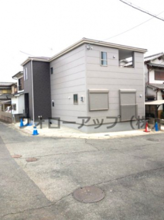 【前面道路含む現地写真】