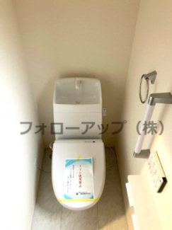 清潔感のあるトイレです
