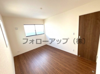 きれいな洋室です