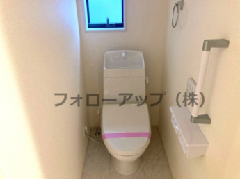 ゆったりとした空間のトイレです