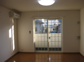 【居間・リビング】