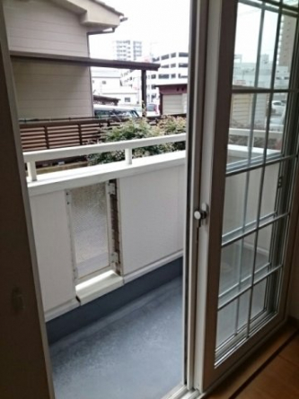 【バルコニー】