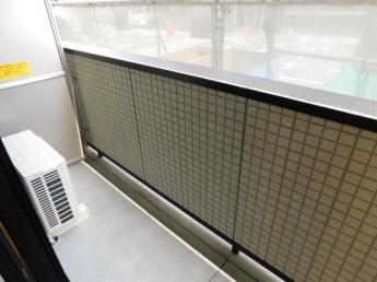 【バルコニー】