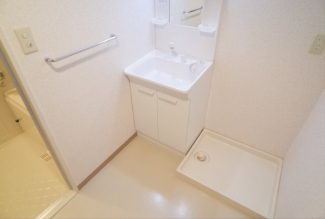 【洗面所】