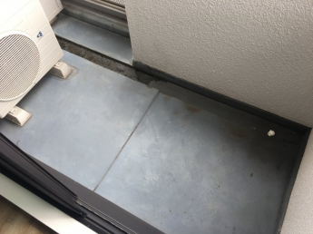 【バルコニー】