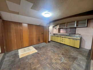 【居間・リビング】