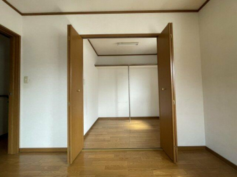 2階洋室横の納戸です。