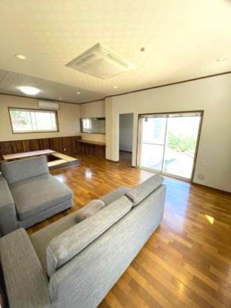 【居間・リビング】