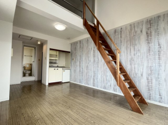 ゆったり過ごせるリビングです