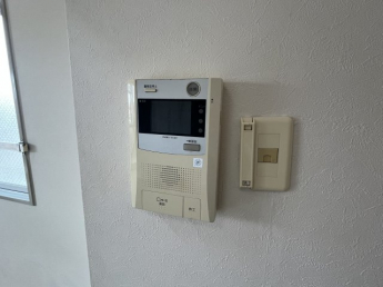 モニター付きインターホンです