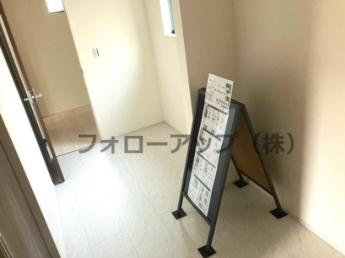 落ち着いた玄関です