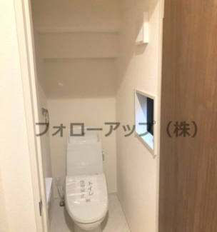 ゆったりとした空間のトイレです