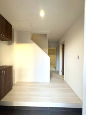 落ち着いた玄関です