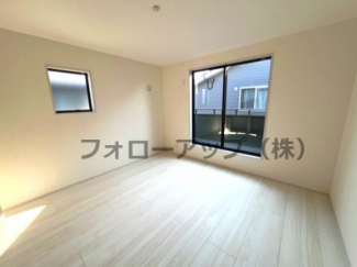 個人の部屋や寝室として使える洋室です