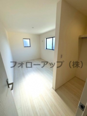 きれいな洋室です