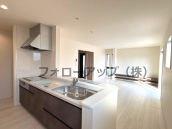 キッチンでお料理をお楽しみください