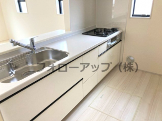 キッチンでお料理をお楽しみください