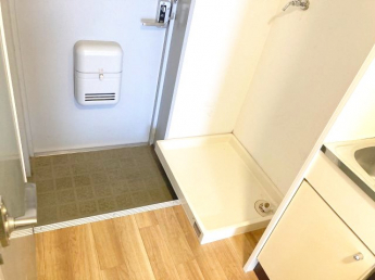 【バルコニー】