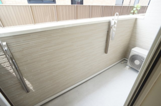 【バルコニー】